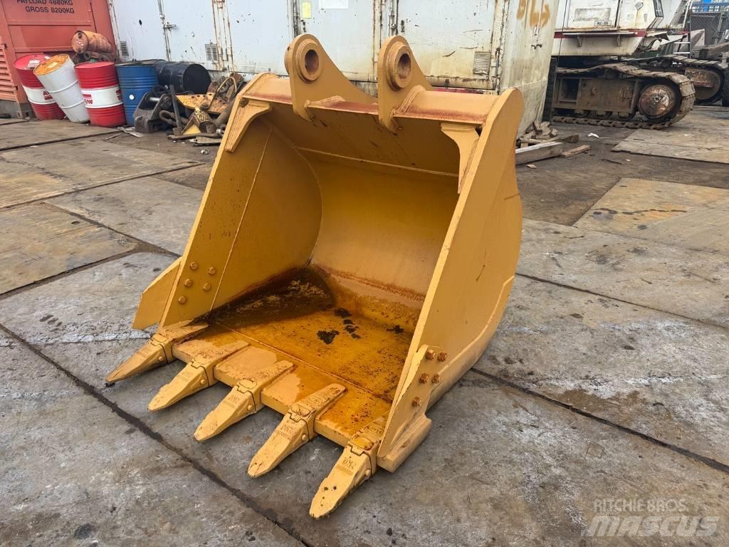 CAT 330 bucket Bakken