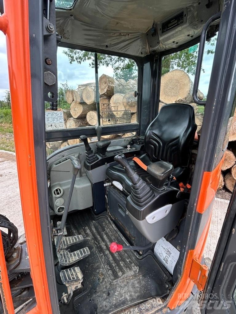 Doosan DX 27 Z Minigraafmachines < 7t