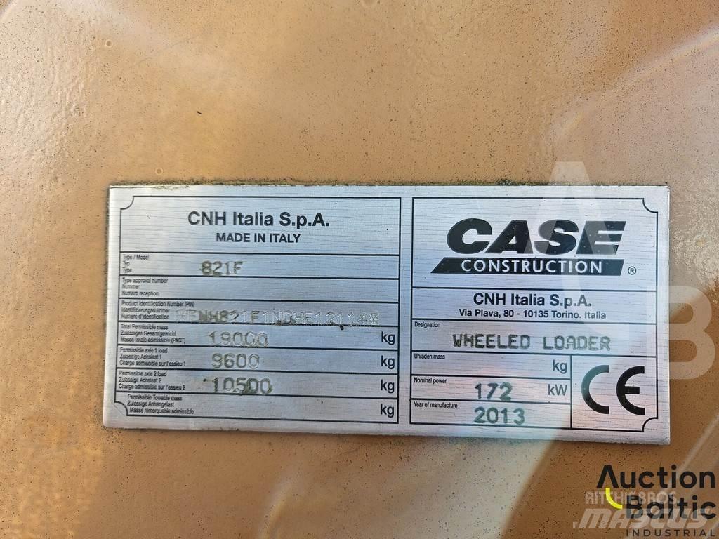CASE 821 F Wielladers