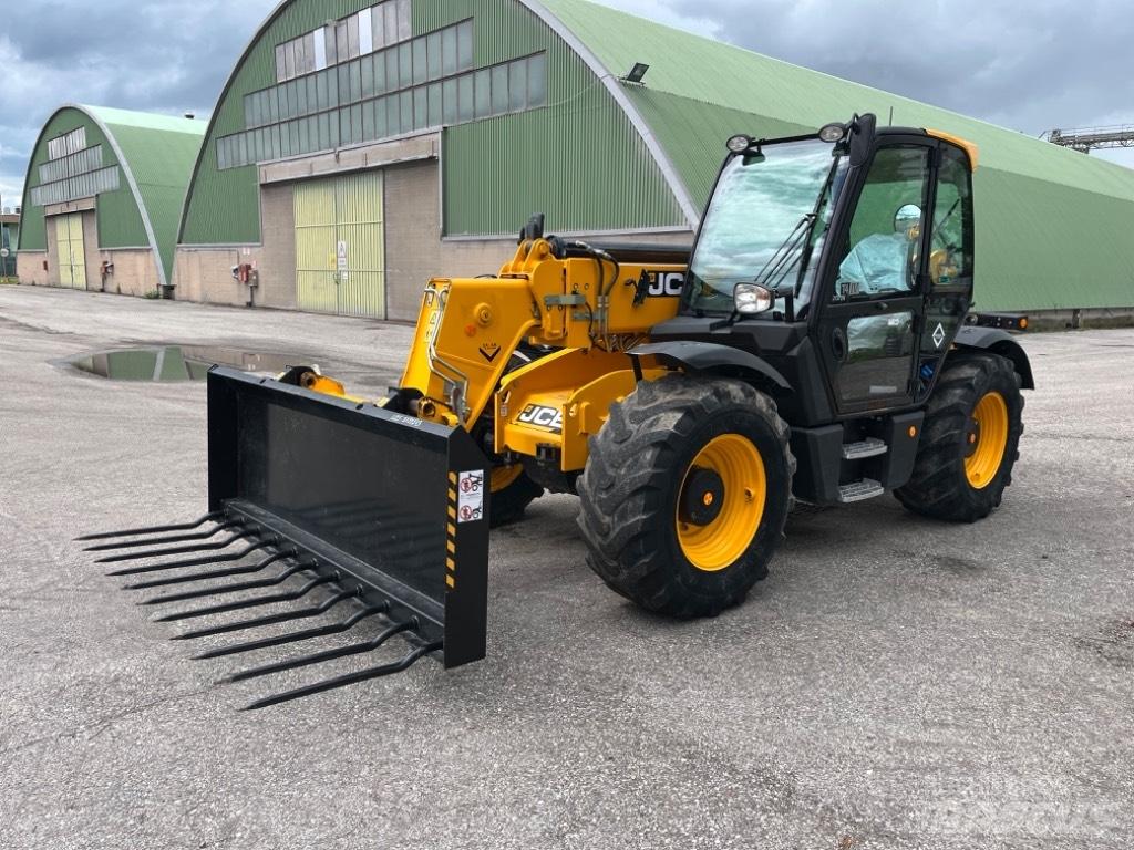 JCB 535-95 Agri Verreikers voor landbouw