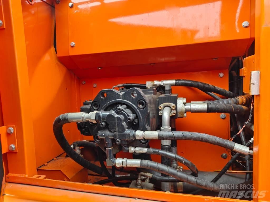 Doosan 225 LC Rupsgraafmachines