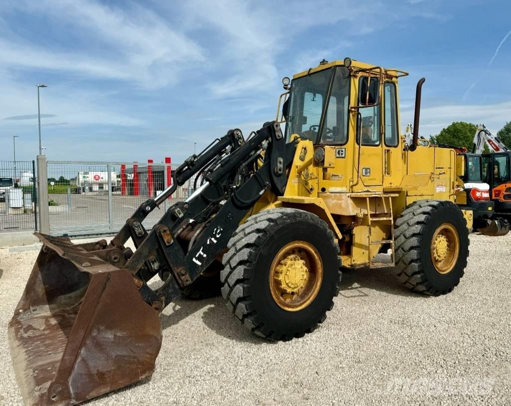 CAT IT 18 B Wielladers