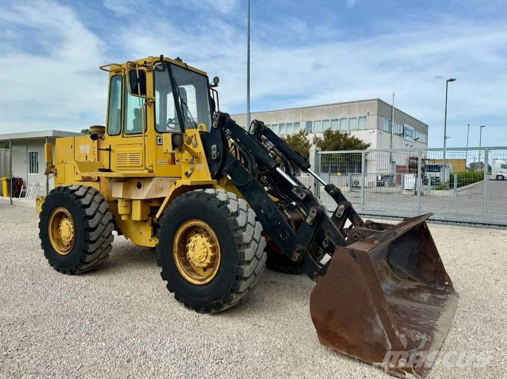 CAT IT 18 B Wielladers