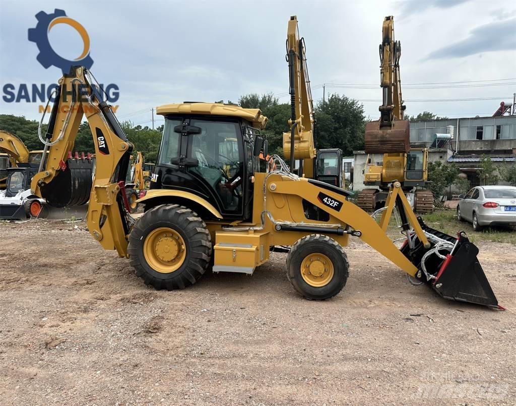 CAT 432F Graaf-laadcombinaties