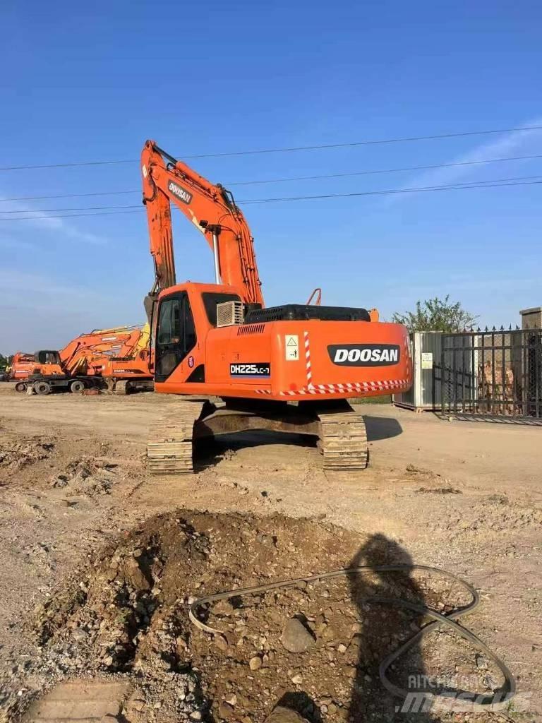 Doosan DH 225 LC-7 Rupsgraafmachines