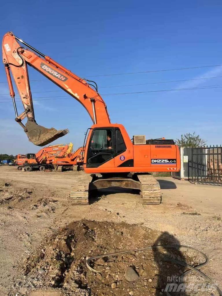 Doosan DH 225 LC-7 Rupsgraafmachines