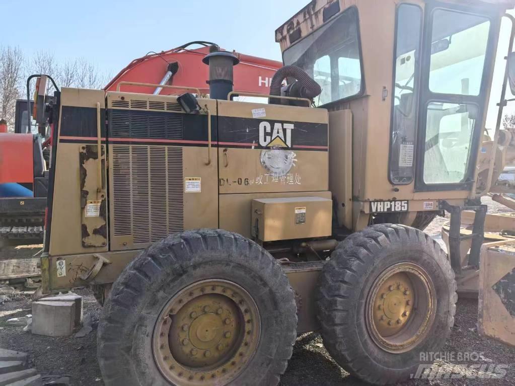 CAT 140 H Graders