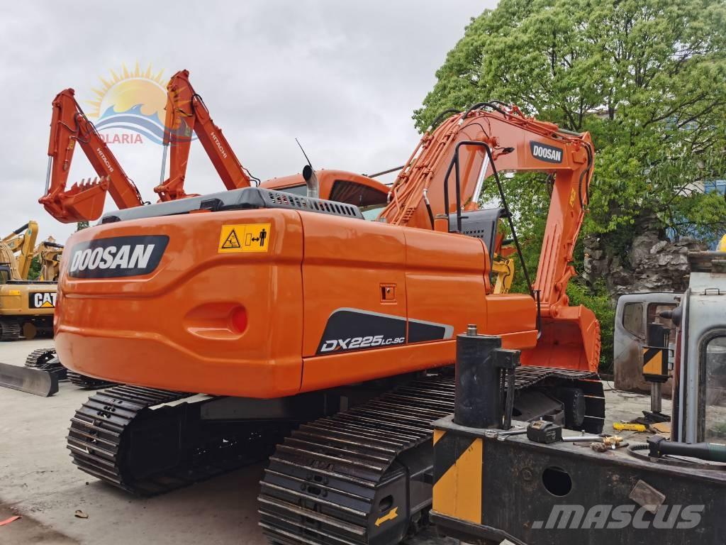 Doosan DX 225 LC Rupsgraafmachines