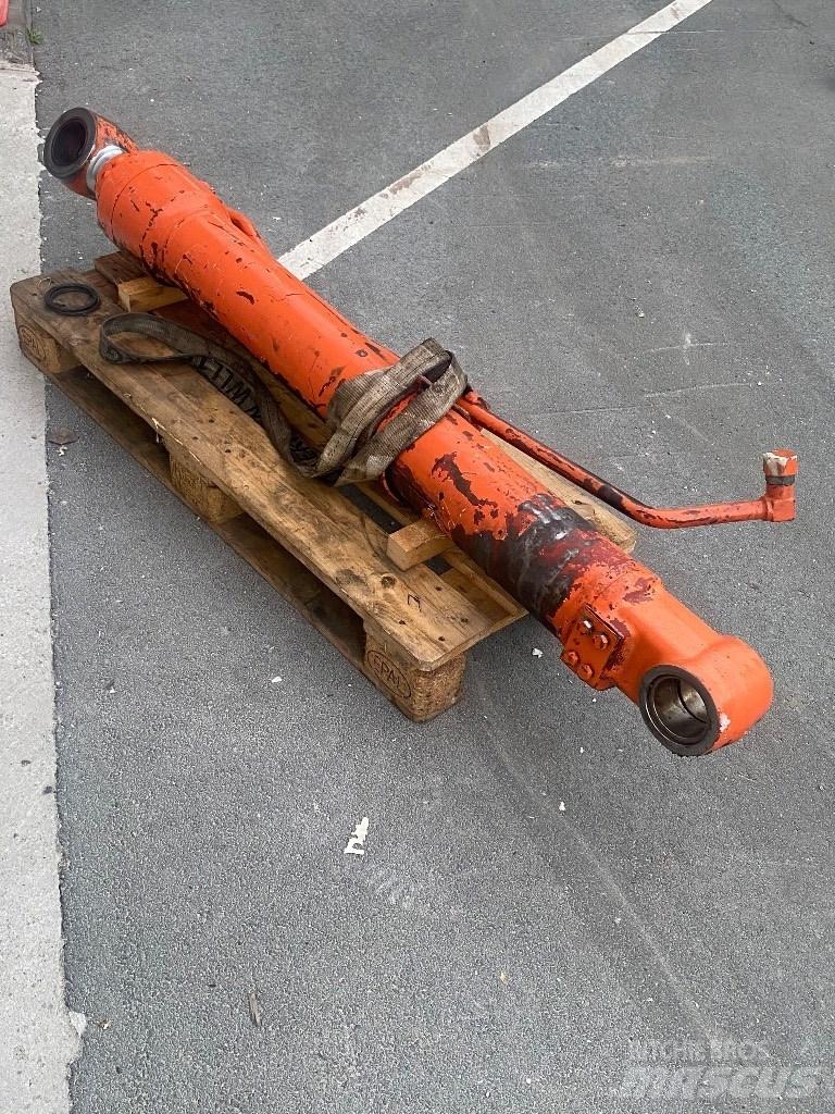 Hitachi ZX 250 LC Rupsgraafmachines