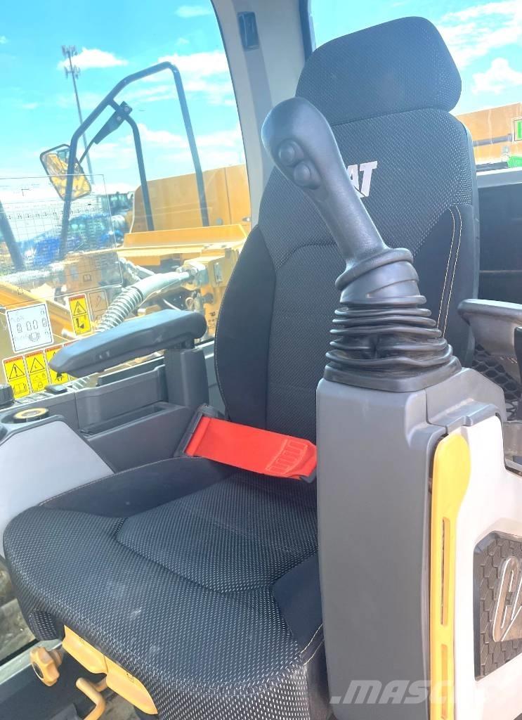 CAT 320 TC Rupsgraafmachines