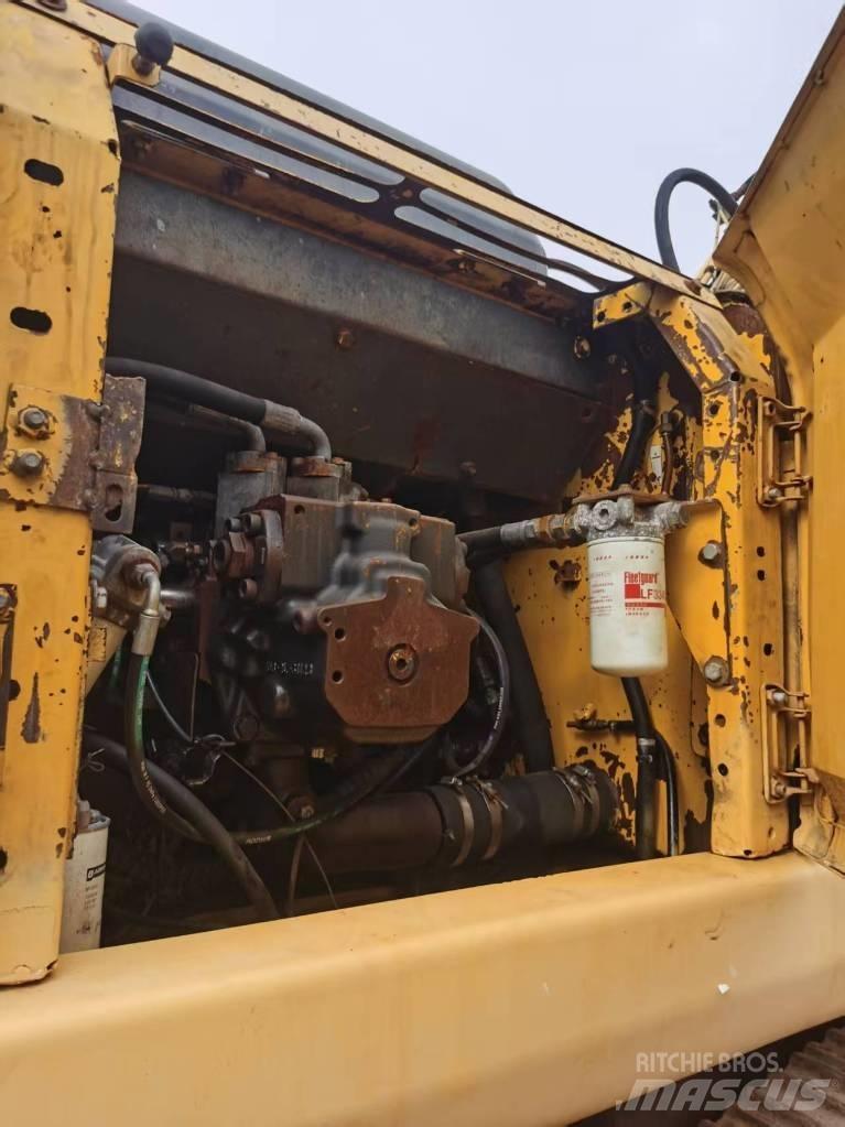 Komatsu PC 220-7 Rupsgraafmachines