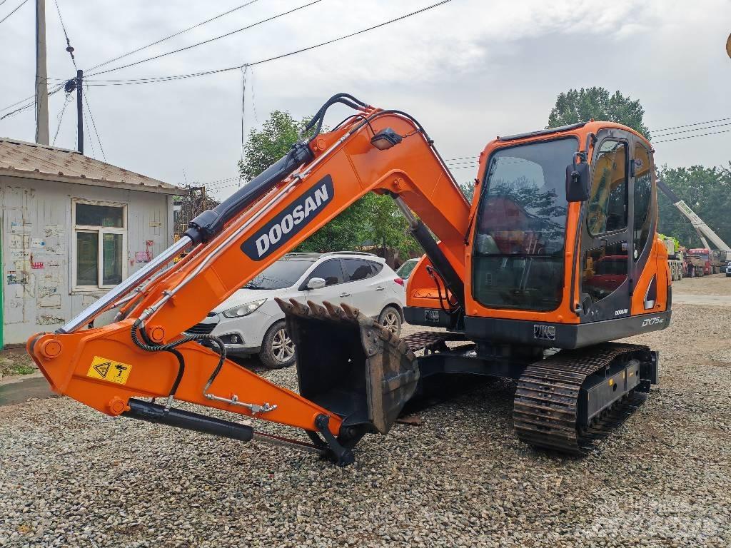 Doosan DX 75-9 C Minigraafmachines < 7t