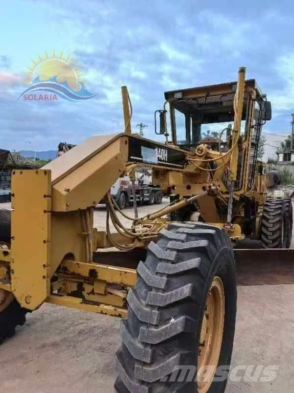 CAT 140 H Graders