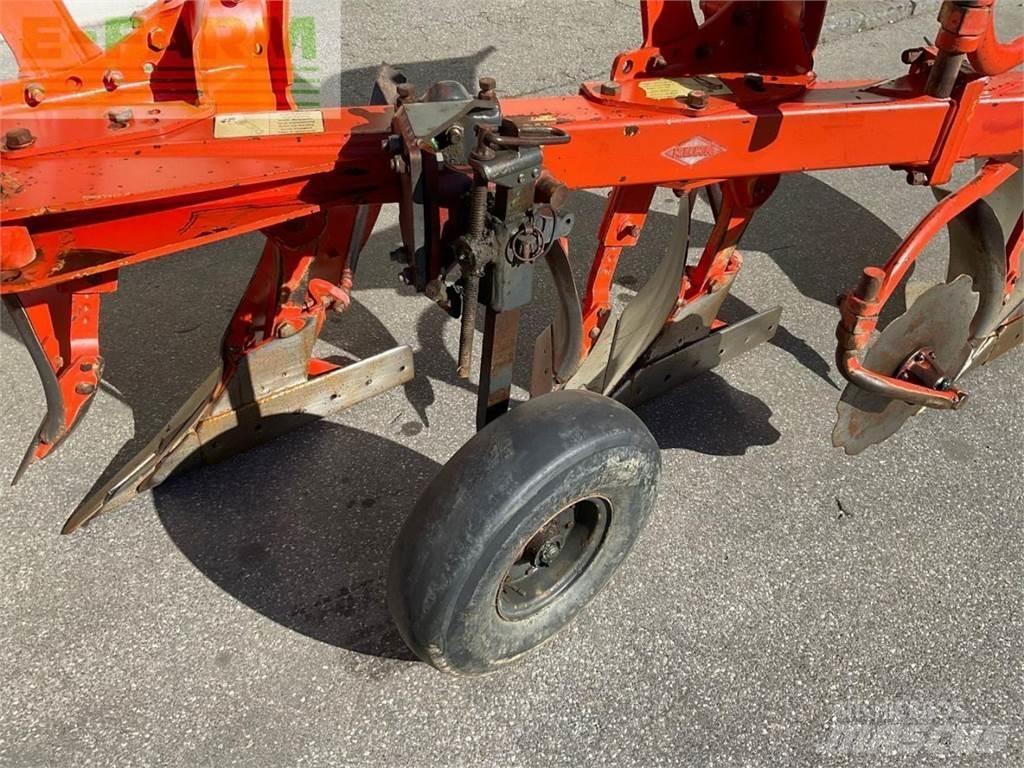 Kuhn MM 110 4T Conventionele ploegen