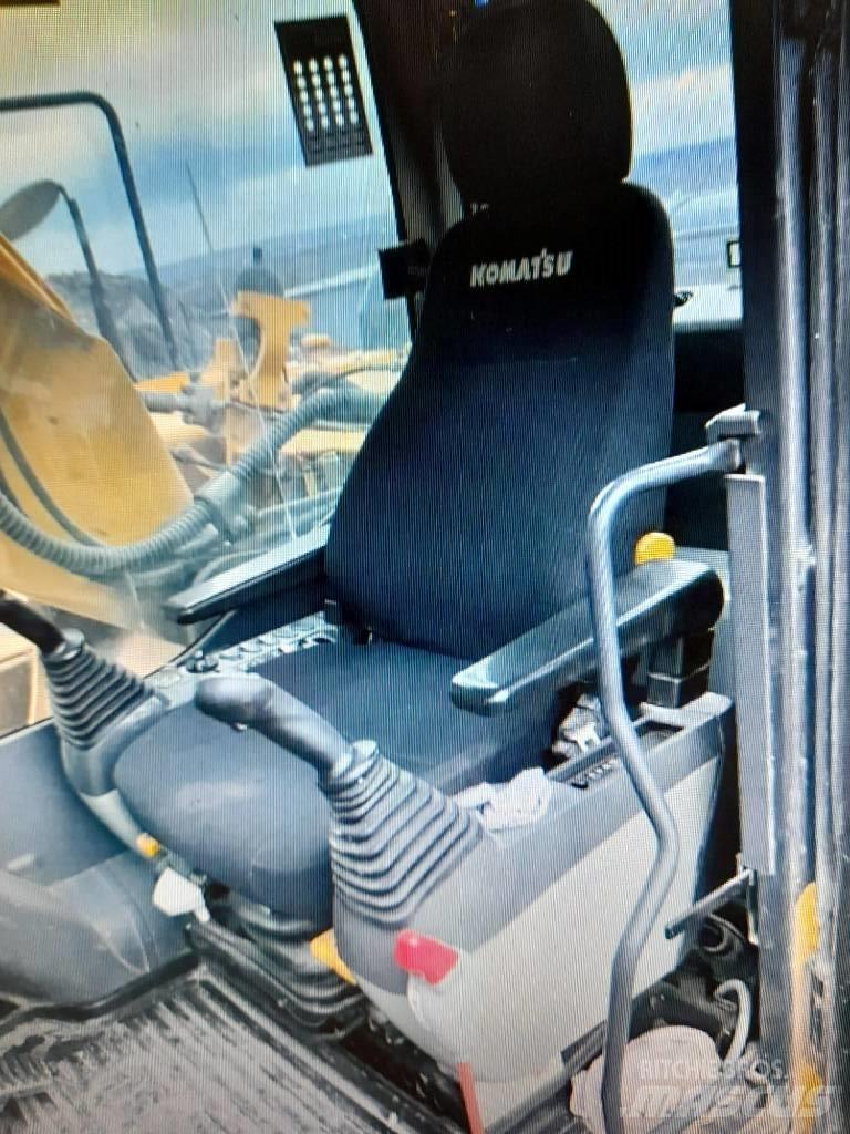 Komatsu HB 215 LC-1 Rupsgraafmachines