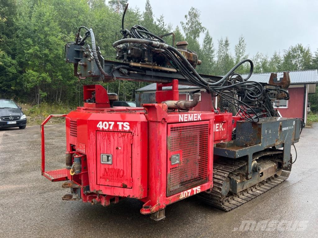 Nemek 407 TS Verticale Boorinstallaties