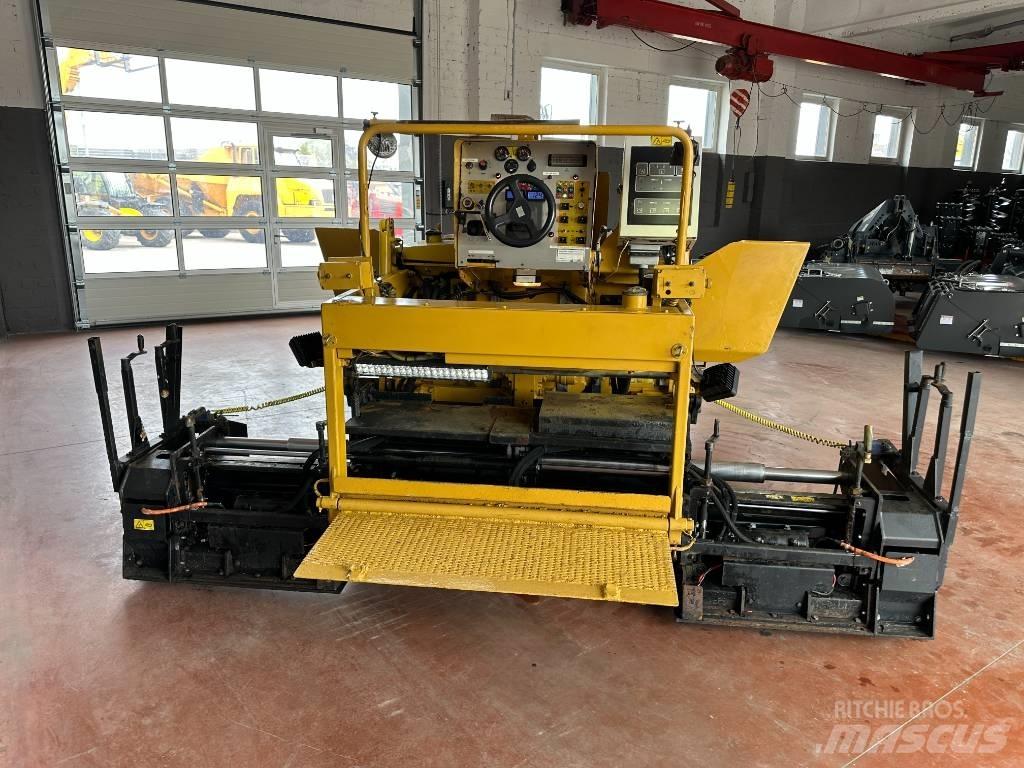 CAT AP 255 E Asfaltafwerkmachines