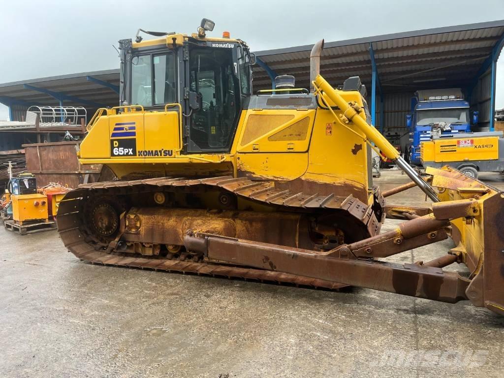Komatsu 65 PX-17 Rupsdozers
