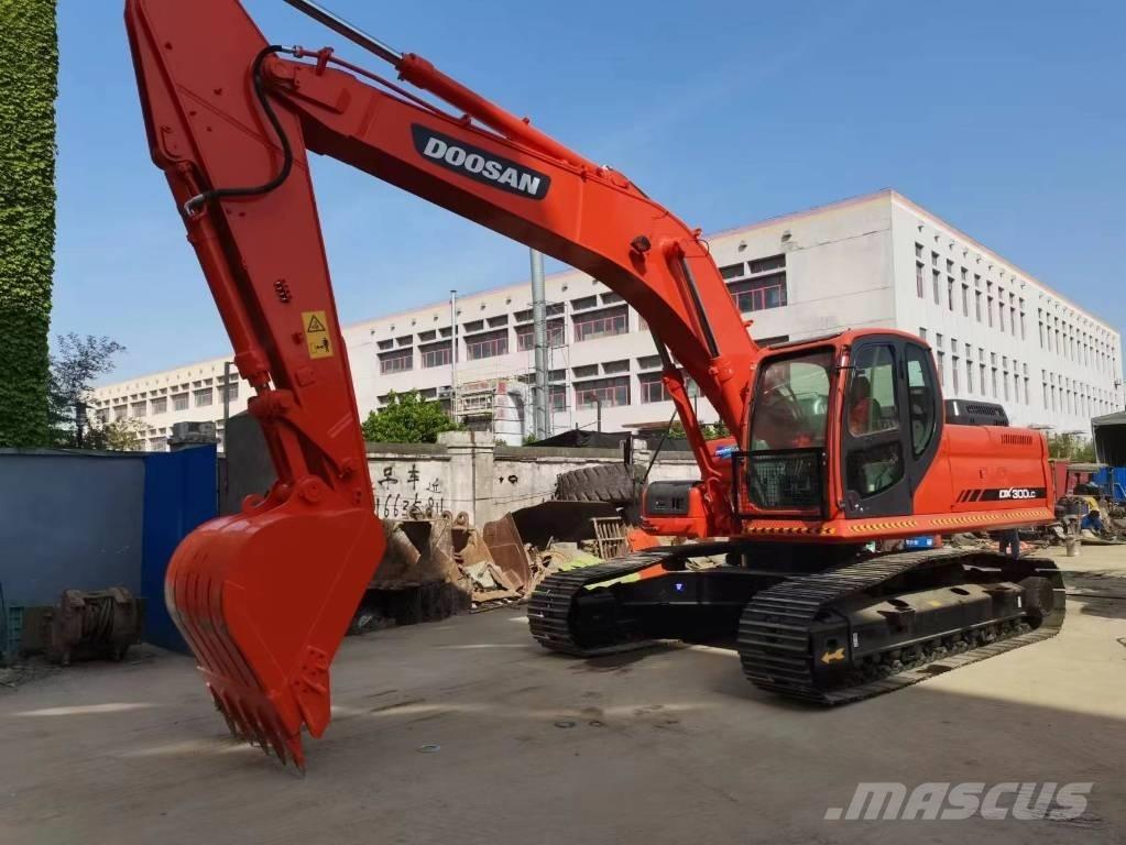 Doosan DX 300 Rupsgraafmachines