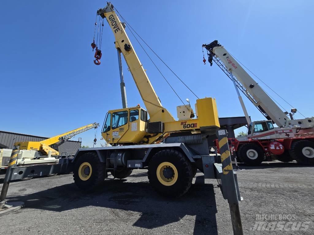 Grove RT 600 E Ruw terrein kranen