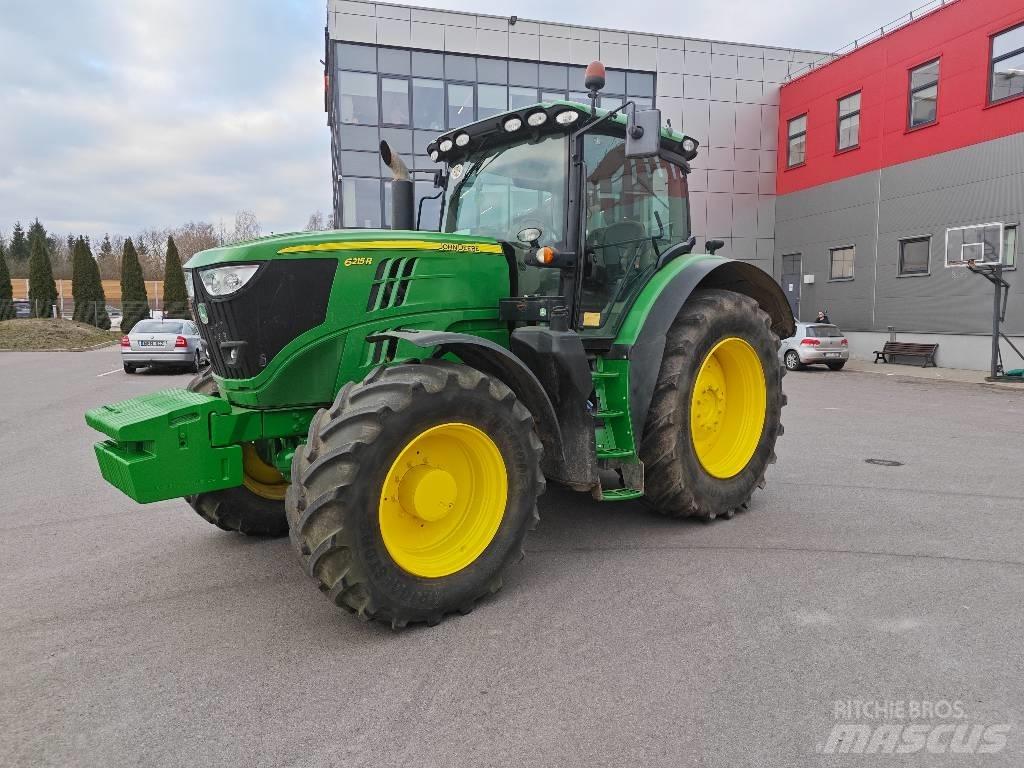 John Deere 6215 R Tractoren