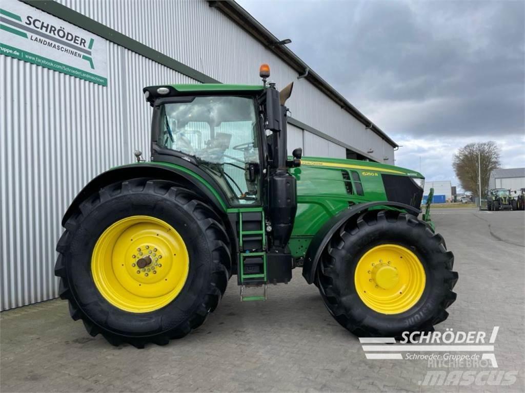 John Deere 6250 R Tractoren