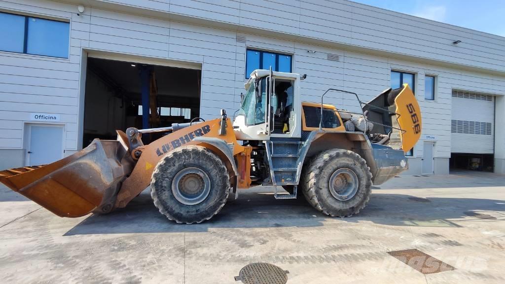 Liebherr L 566 Wielladers
