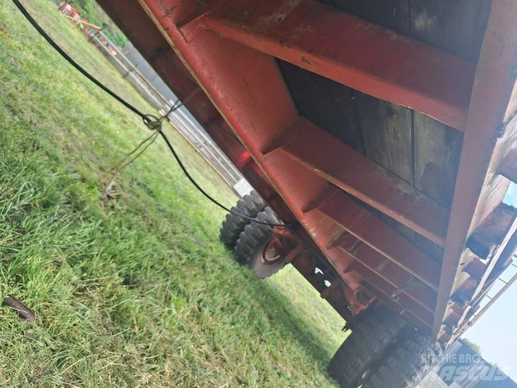  Strowagen 710 Balenwagens