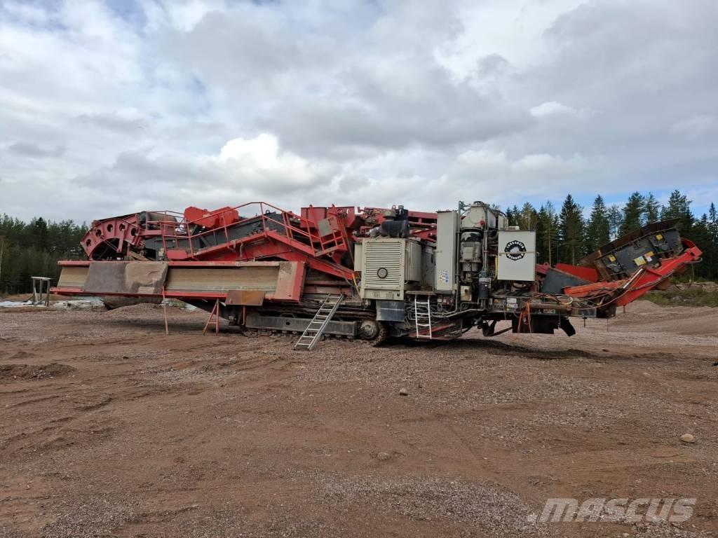 Sandvik UH 450 E Mobile crushers