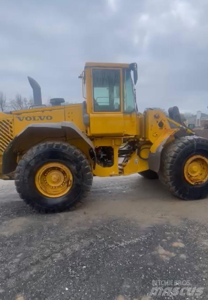 Volvo L 120 E Wielladers
