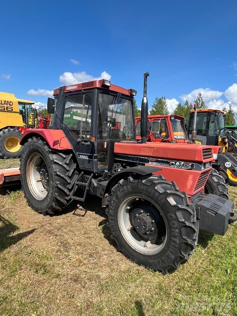 Case IH 1056 XL A Tractoren