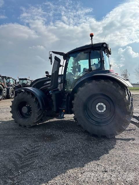 Valtra T 235 D Tractoren