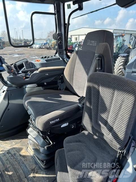 Valtra T 235 D Tractoren