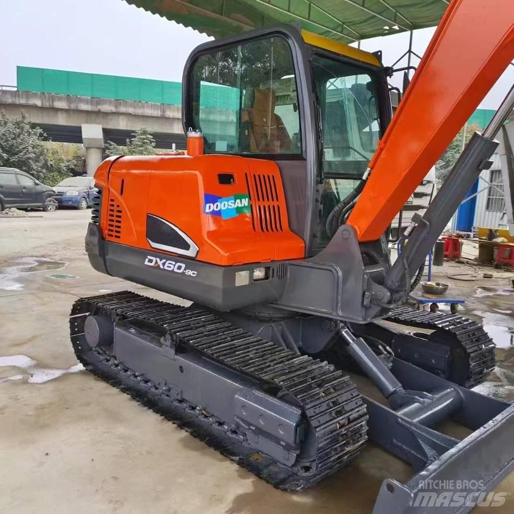 Doosan DX 60-9 C Rupsgraafmachines