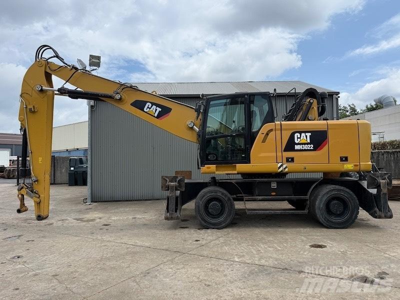 CAT MH 3022 Waste / industry handlers