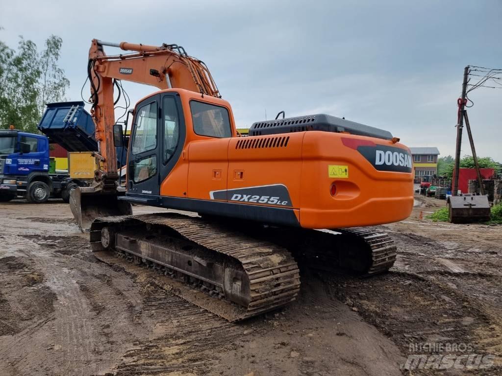 Doosan DX 255 LC Rupsgraafmachines