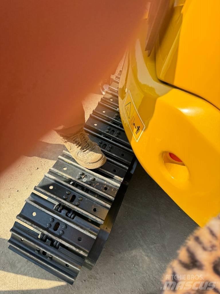 LiuGong LG9035F Rupsgraafmachines
