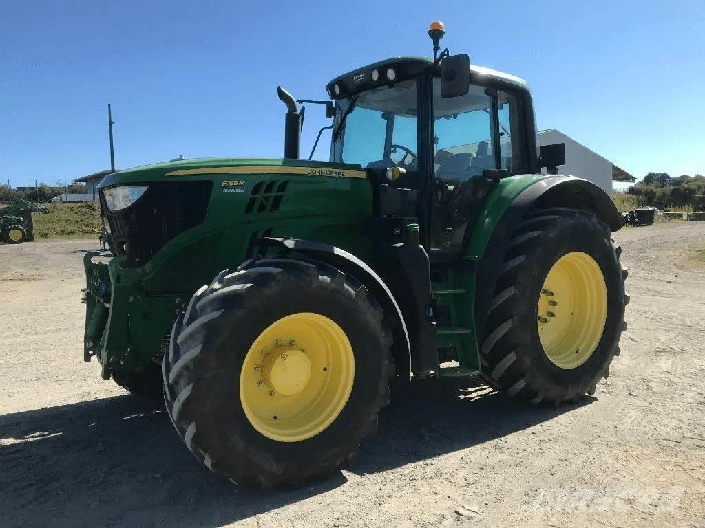John Deere 6155 M Tractoren