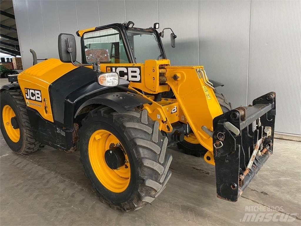 JCB 527-58 Agri Verreikers voor landbouw
