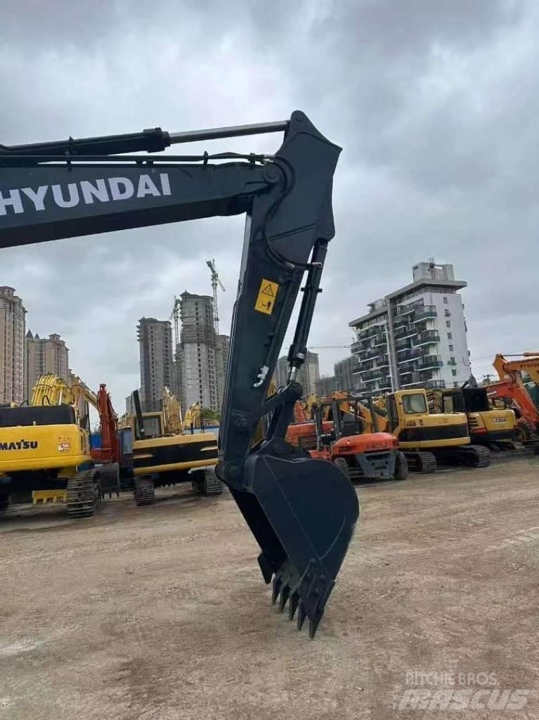 Hyundai 225LC-9T Rupsgraafmachines