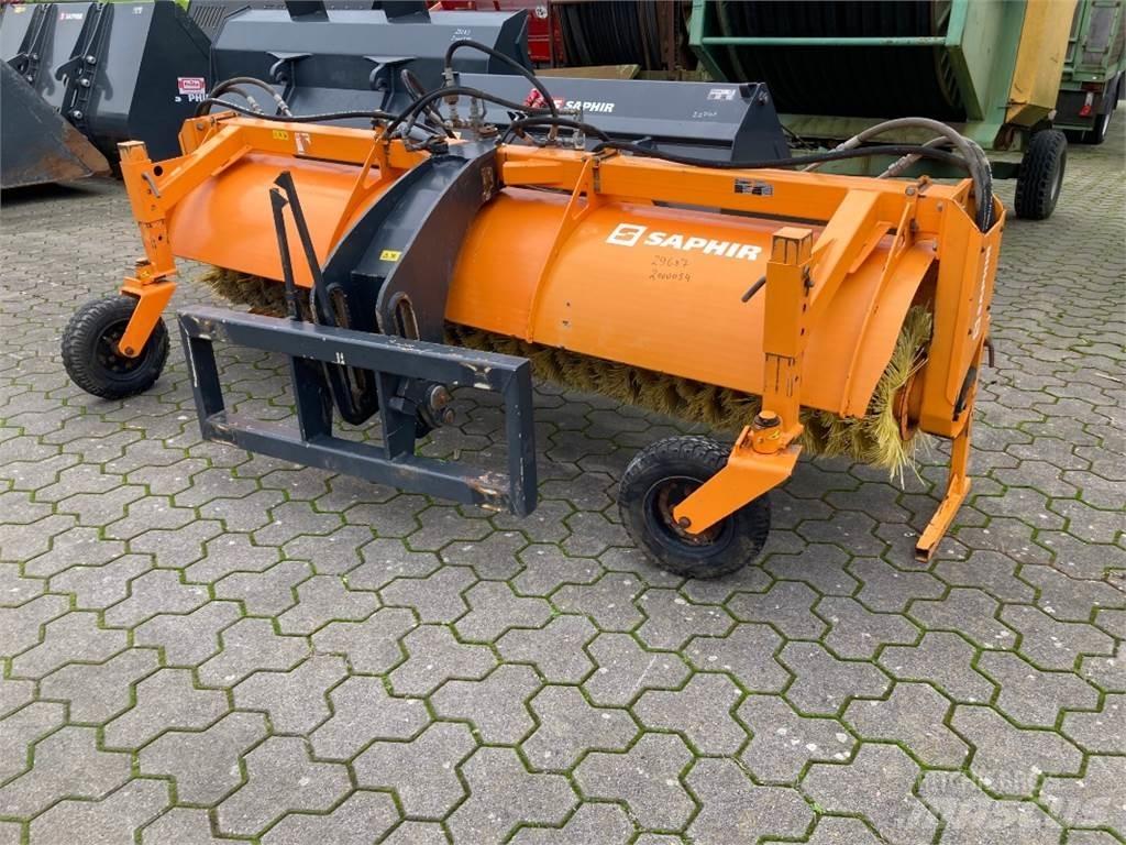 Saphir SKM 30 Veegmachines