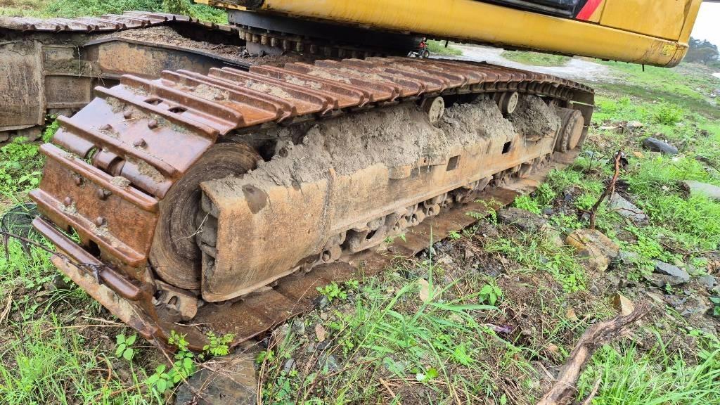 CAT 329 D L Rupsgraafmachines
