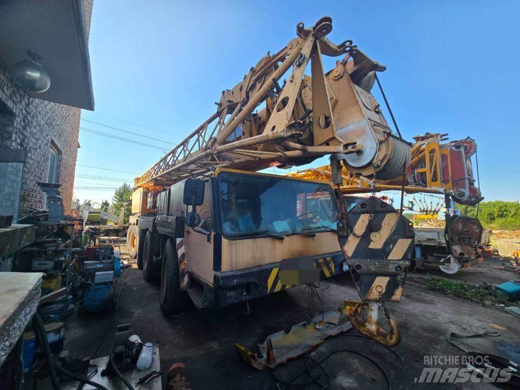 Liebherr LTM 1100-1 Kranen voor alle terreinen