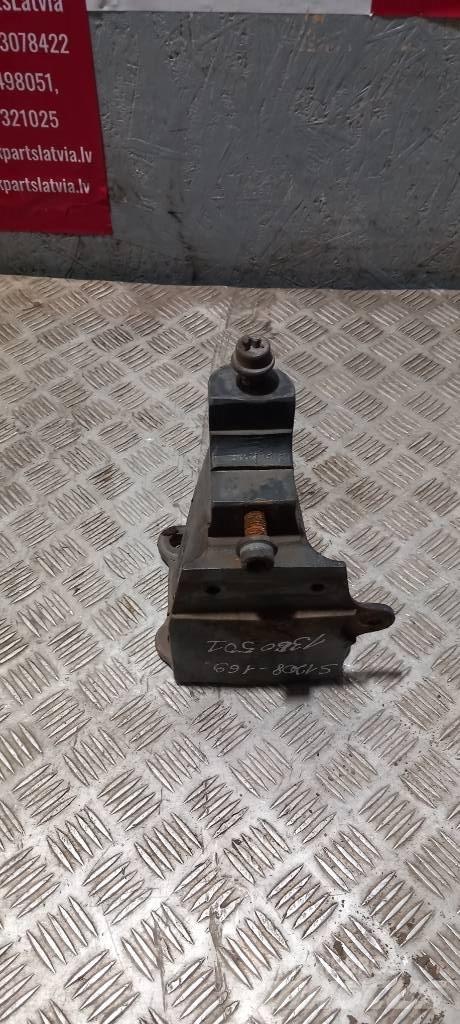 Scania 94 D.    1360501 Cabine en interieur