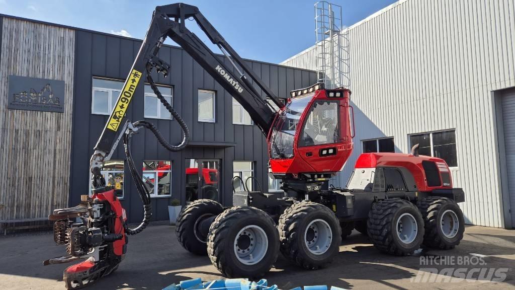 Komatsu 931 XC Harvesters