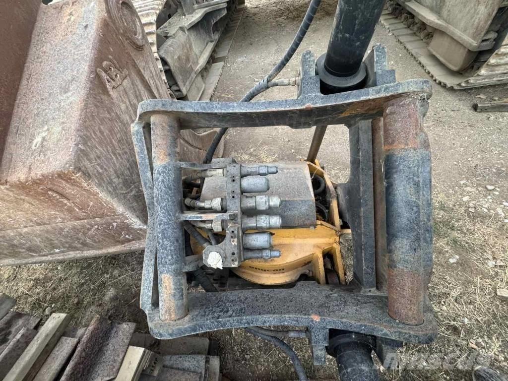 CAT 329 D LN VA Rupsgraafmachines