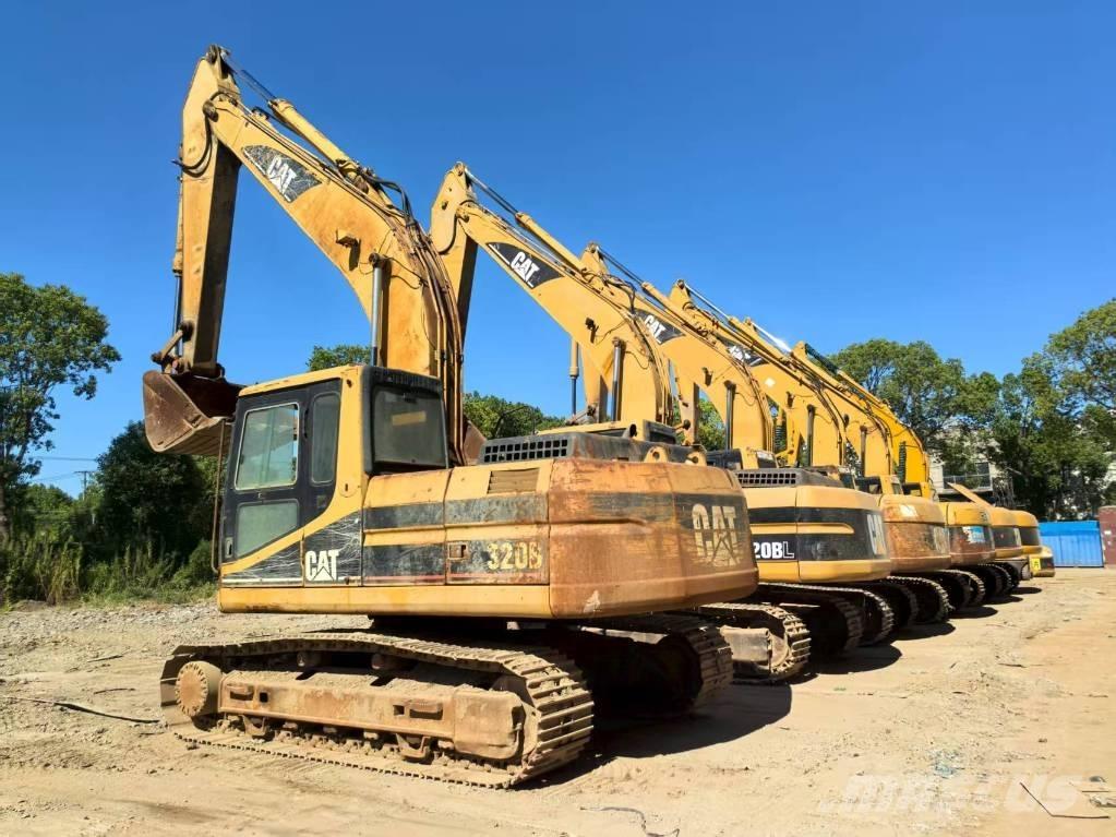 CAT 320 B L Rupsgraafmachines