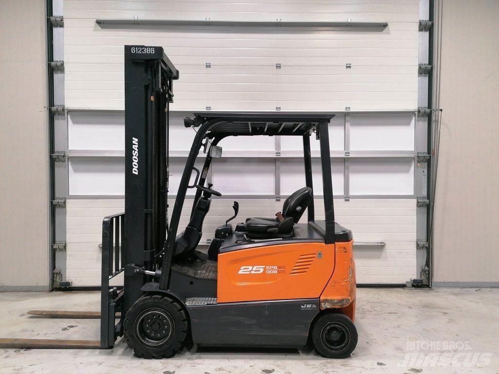 Doosan B25X-7 Elektrische heftrucks
