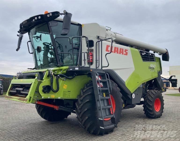 CLAAS TRION 650 Maaidorsmachines