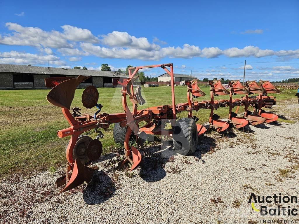 Kuhn SPVM 6 NSH Wentelploegen